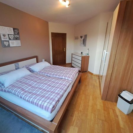 Pension Birgit Pazen Цельтинген-Рахтиг Экстерьер фото