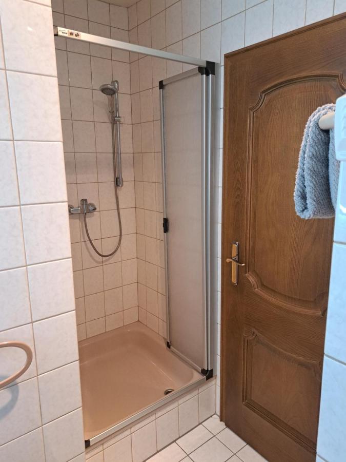 Pension Birgit Pazen Цельтинген-Рахтиг Экстерьер фото